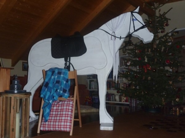 Design-Holzpferd-7Pf